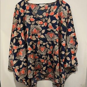 EE:Some Floral Print Women's Top - size small